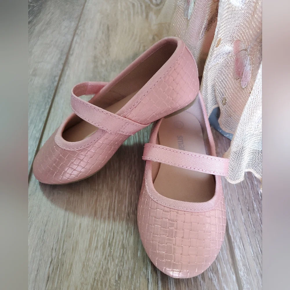 Baby's Smart fit light rose faux leather dress shoe Size 5 1/2
